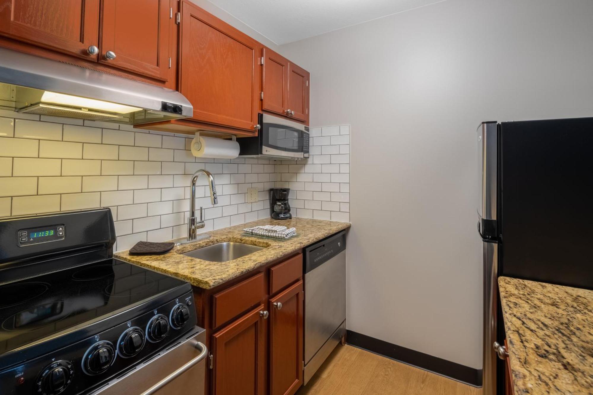 Candlewood Suites - Boston North Shore - Danvers By Ihg Екстериор снимка
